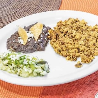 Burrito Box - Huevos con Chorizo